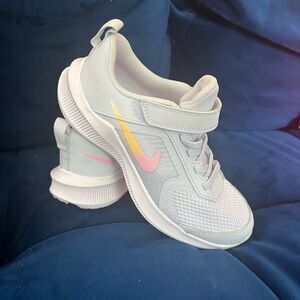 New Nike Kids' Gray Sneakers with Pink and Yellow Swoosh